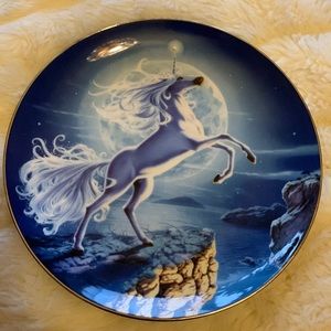 Mystical moon of the diamond unicorn royal doulton plate
